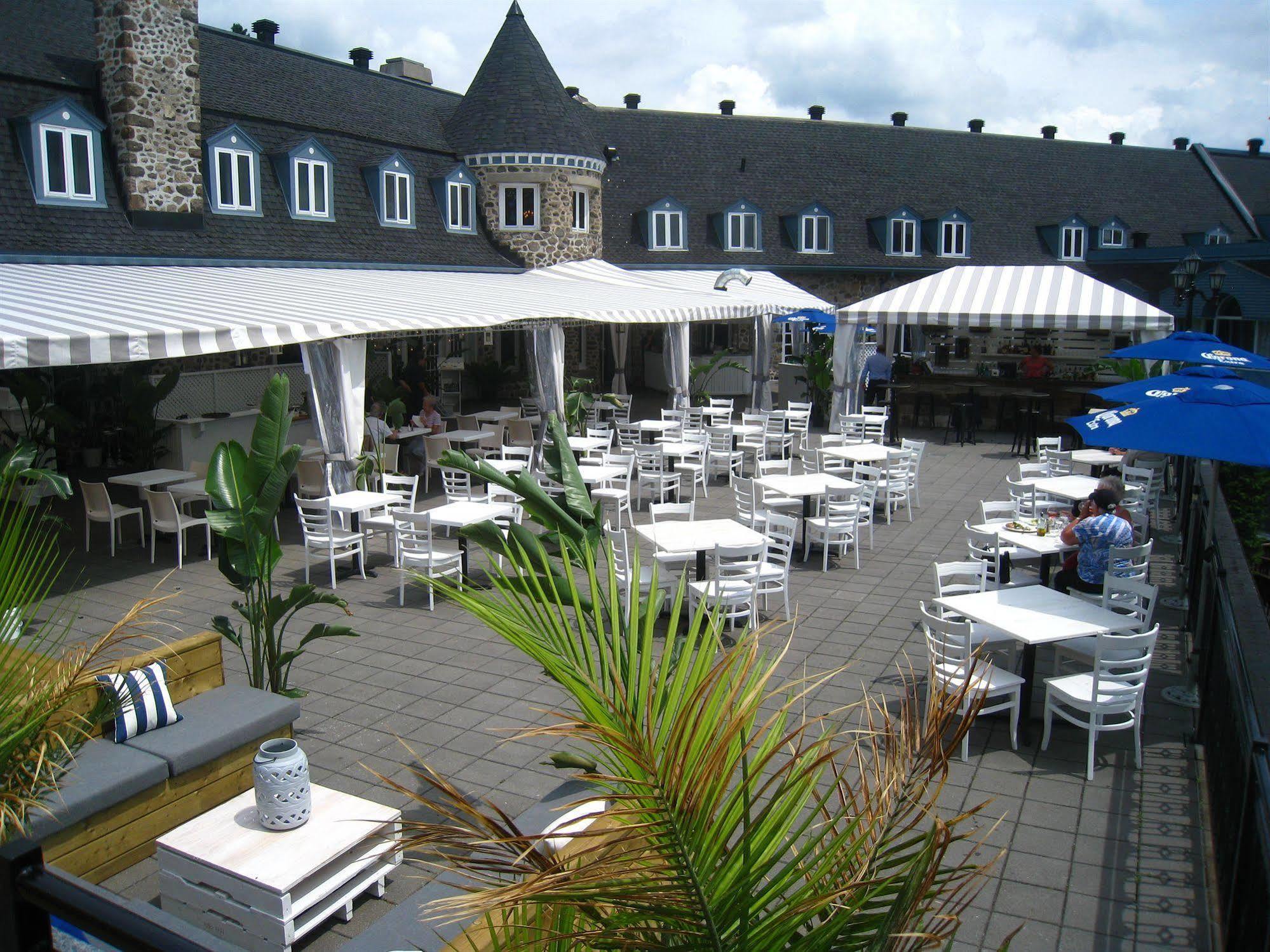 Hotel Le Chantecler Sainte-Adèle Екстериор снимка